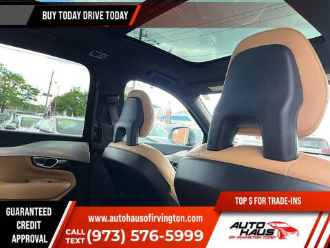 2018 Volvo XC90 T5 Momentum 7-Passenger