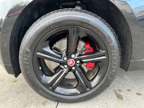 2019 Jaguar F-PACE S