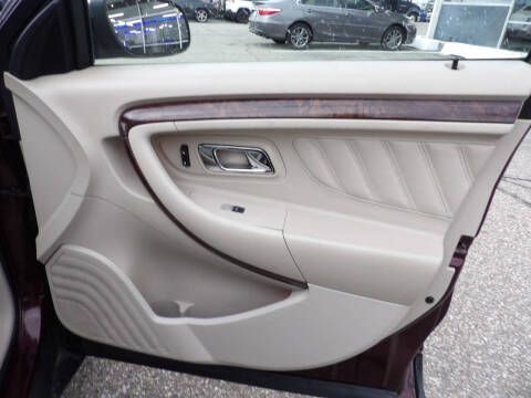 2011 Ford Taurus Limited