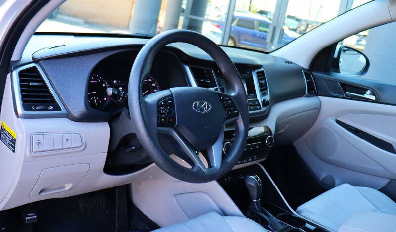 2017 Hyundai Tucson SE