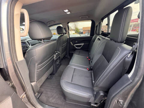 2017 Nissan Titan PRO-4X