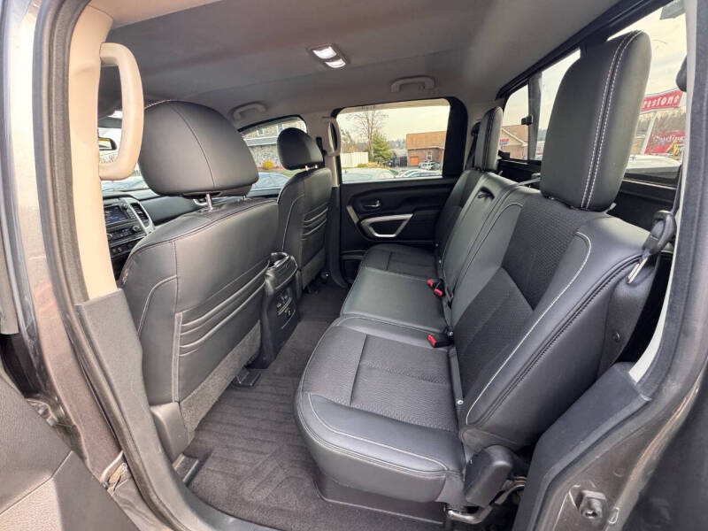 2017 Nissan Titan PRO-4X