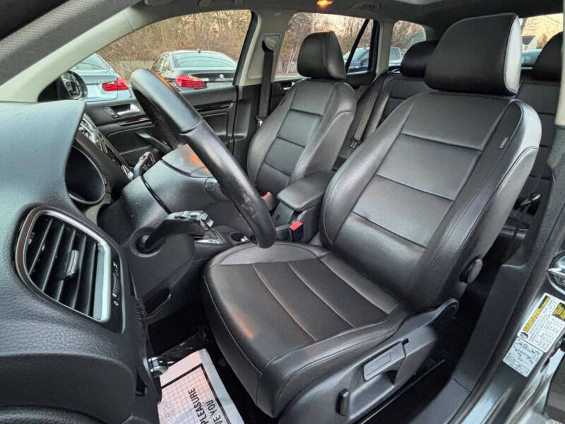 2013 Volkswagen Jetta SportWagen TDI