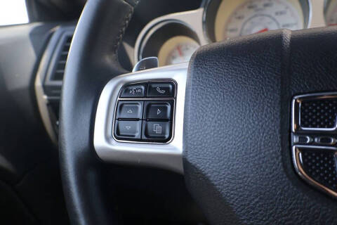 2013 Dodge Challenger SXT