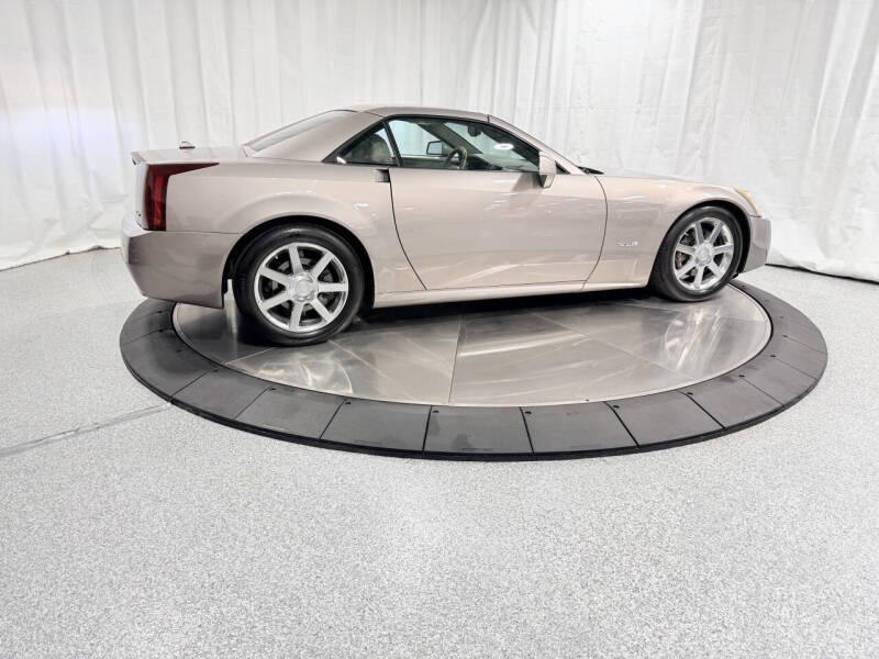 2005 Cadillac XLR
