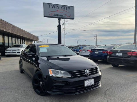 2015 Volkswagen Jetta for sale at TWIN CITY AUTO MALL in Bloomington IL
