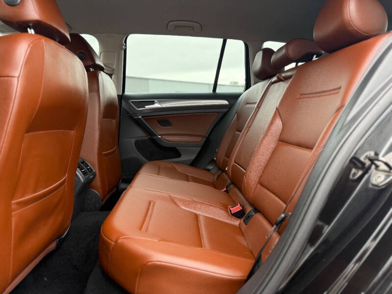 2017 Volkswagen Golf Alltrack TSI S 4Motion