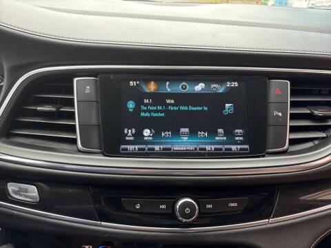 2019 Buick Enclave Essence