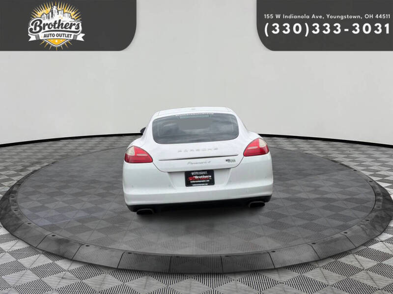 2011 Porsche Panamera