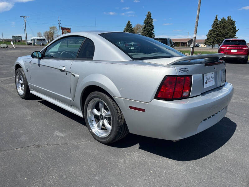 1999 Ford Mustang