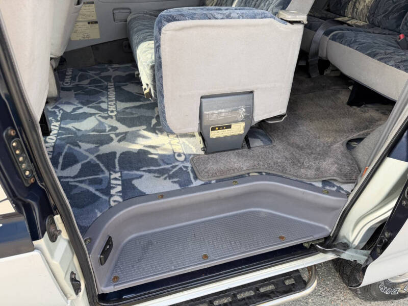 1996 Mitsubishi Delica
