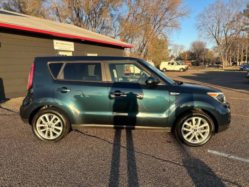 2017 Kia Soul +