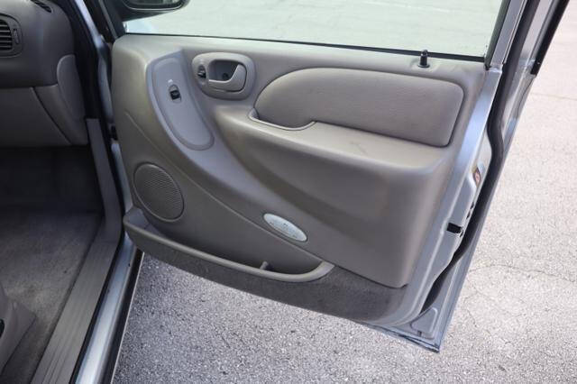 2002 Dodge Grand Caravan ES