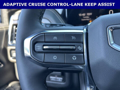 2025 GMC Yukon Elevation