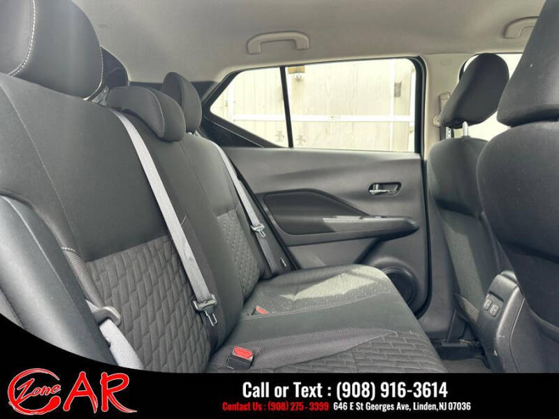 2021 Nissan Kicks SV