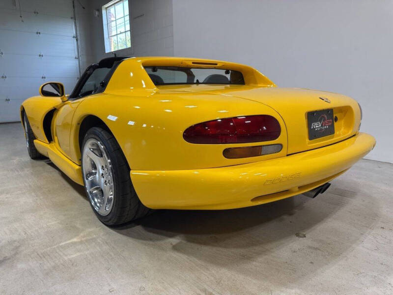 2001 Dodge Viper RT/10