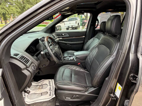 2018 Ford Explorer Platinum