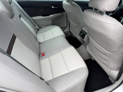 2014 Toyota Camry XLE V6