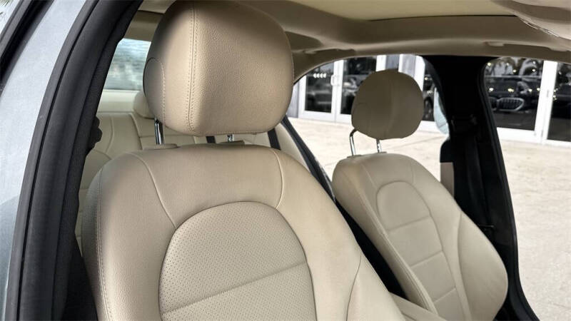 2018 Mercedes-Benz C-Class C 300