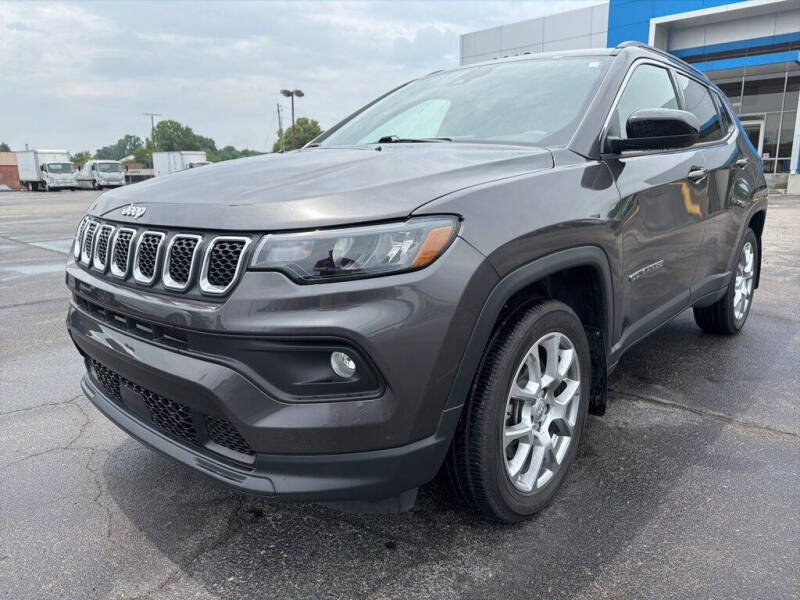 2023 Jeep Compass Latitude Lux