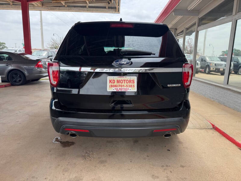 2016 Ford Explorer