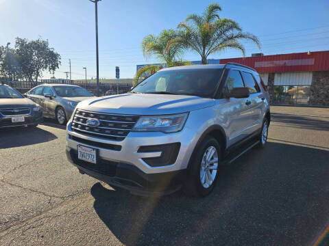 2017 Ford Explorer