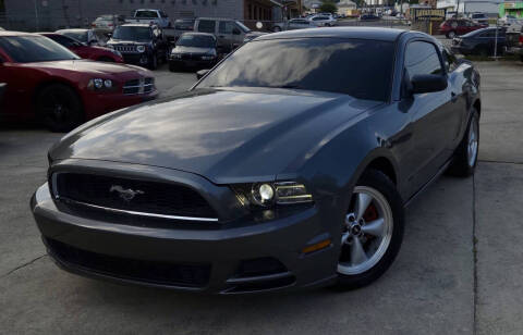 2014 Ford Mustang V6
