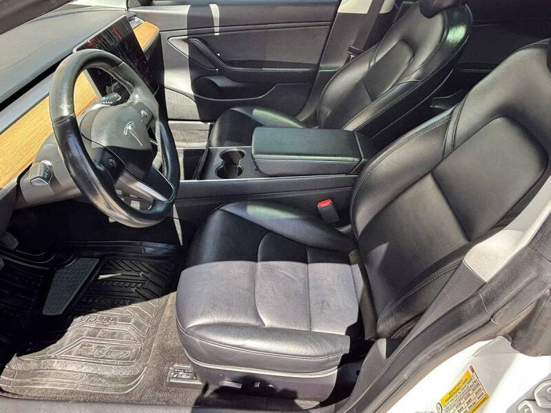 2019 Tesla Model 3 Standard Range Plus