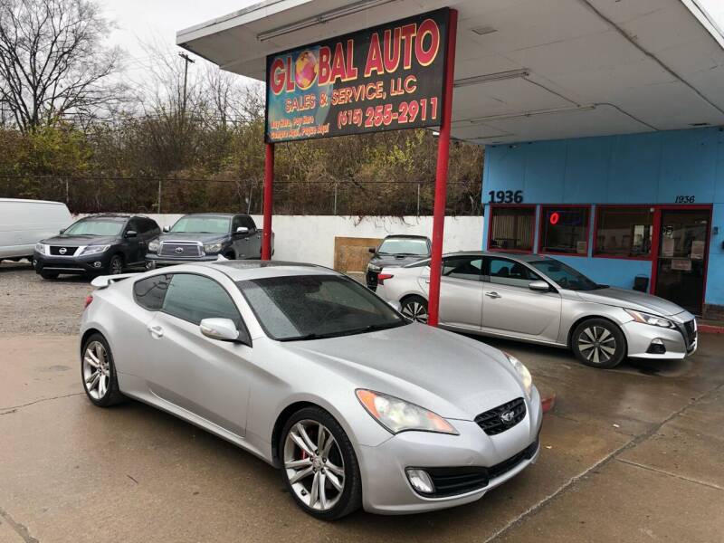 2010 Hyundai Genesis Coupe for sale at Global Auto Sales and Service in Nashville TN