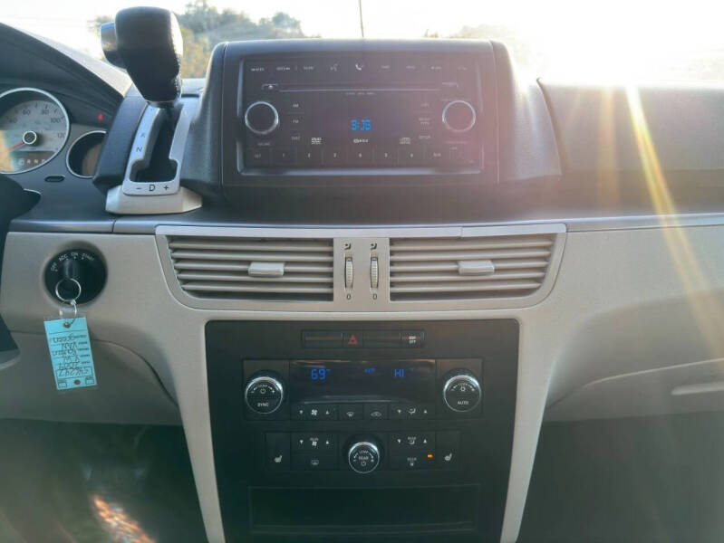 2009 Volkswagen Routan