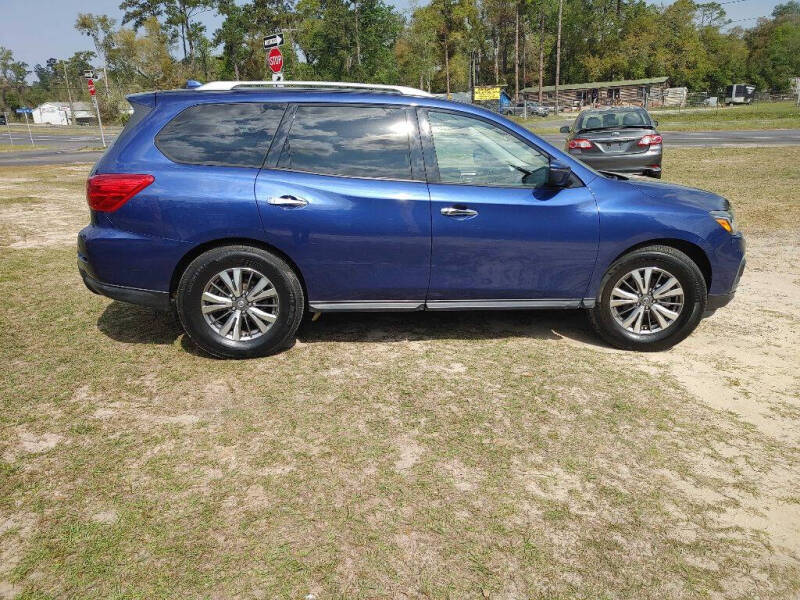 2019 Nissan Pathfinder S