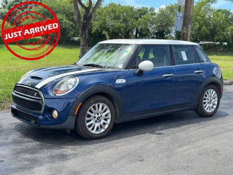 2016 MINI Hardtop 4 Door Cooper S