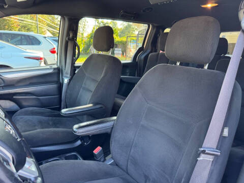 2015 Dodge Grand Caravan SE
