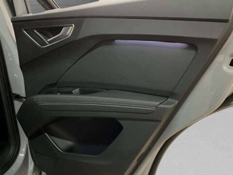 2024 Audi Q4 e-tron quattro Premium 55