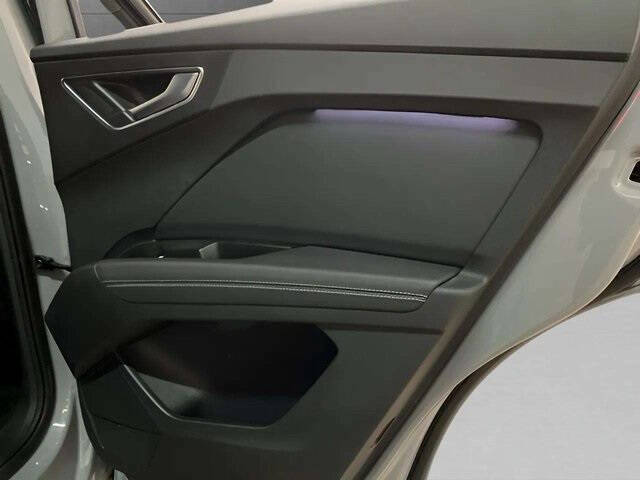 2024 Audi Q4 e-tron quattro Premium 55