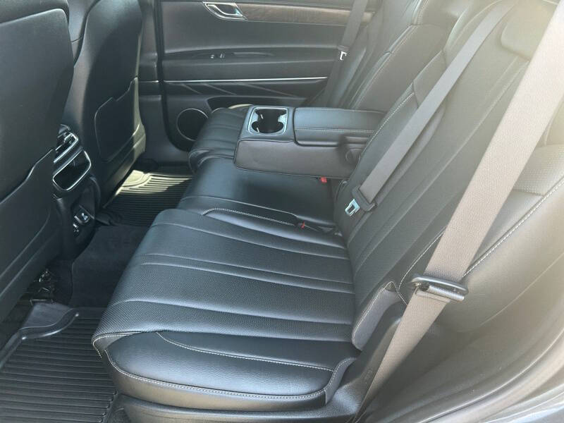 2024 Genesis GV80 2.5T