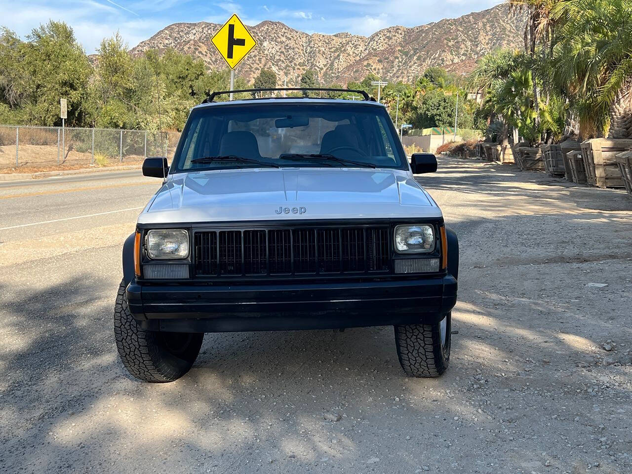 1996 Jeep Cherokee for sale at R&G Auto Sales in Tujunga, CA