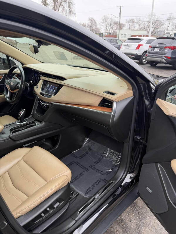 2017 Cadillac XT5 Platinum