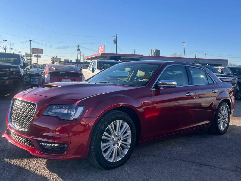 Used 2013 Chrysler 300 C with VIN 2C3CCAETXDH556061 for sale in Garland, TX