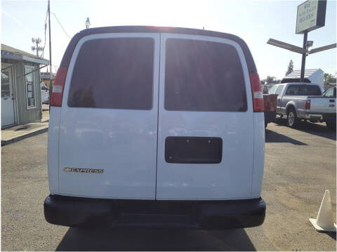 2017 Chevrolet Express 2500