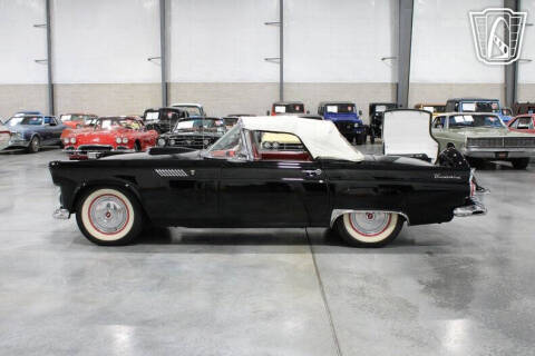 1956 Ford Thunderbird