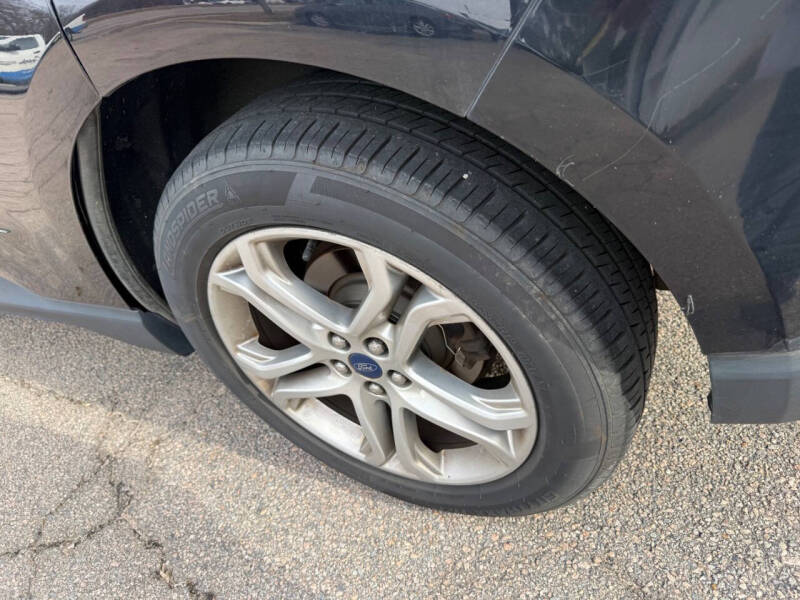 2017 Ford Edge Titanium