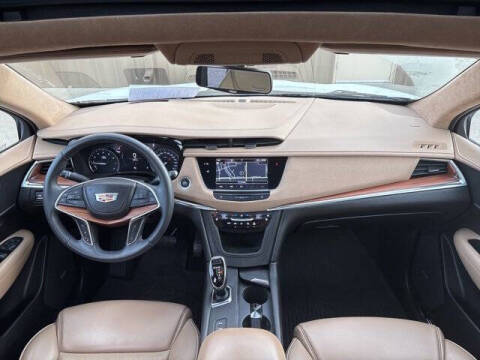 2018 Cadillac XT5 Platinum