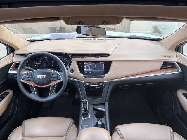 2018 Cadillac XT5 Platinum