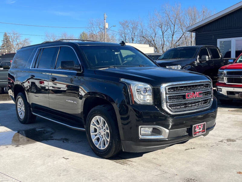 2017 GMC Yukon XL SLT