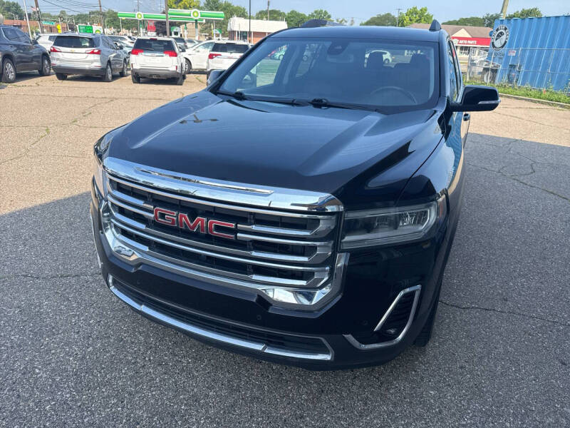 2023 GMC Acadia SLT