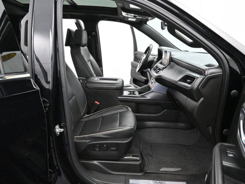 2021 GMC Yukon XL SLT