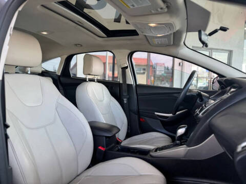 2018 Ford Focus Titanium