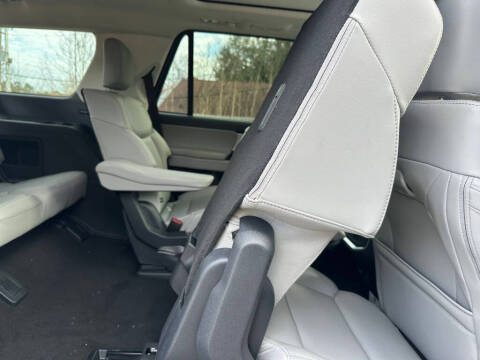 2026 Ford Expedition Active