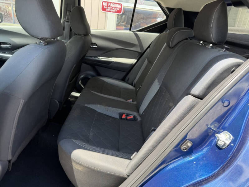 2020 Nissan Kicks SV